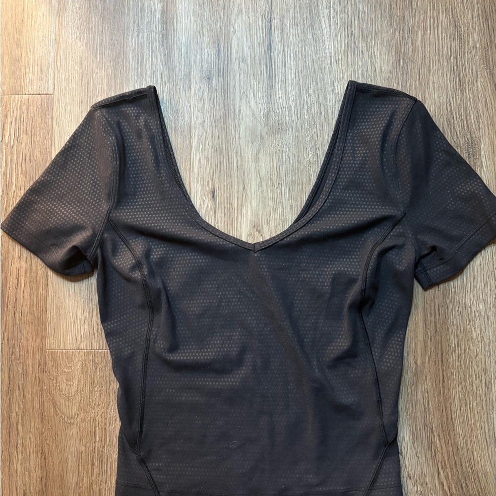Lululemon Black Fitted top